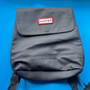HUNTER WATER PROOF BACKPACK